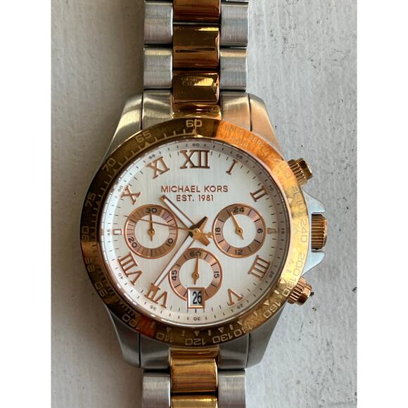 Michael Kors Layton MK5622 silver rose gold two-tone stainless steel watch $375 - Picture 4 of 11